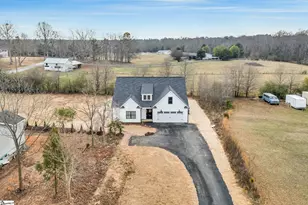 1434 Scuffletown Rd, Simpsonville, SC 29681 - Photo 2