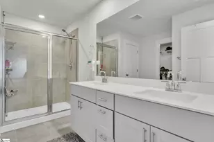 328 Roderick Ln, Greenville, SC 29605 - Photo 22