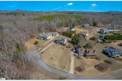 232 Saddlebrook Avenue, Pickens, SC 29671 - Photo 38