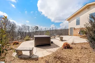 219 Fairview Dr, Greenville, SC 29609 - Photo 40