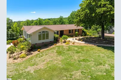 219 Fairview Drive, Greenville, SC 29609 - Photo 2