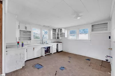 705 Old Seneca Road, Central, SC 29630 - Photo 8