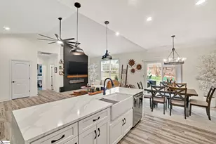 110 Baker Ct, Easley, SC 29640 - Photo 12