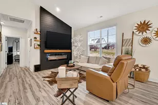 110 Baker Ct, Easley, SC 29640 - Photo 8