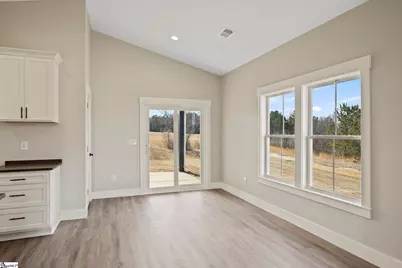 369 Scenic Avenue, Campobello, SC 29322 - Photo 8