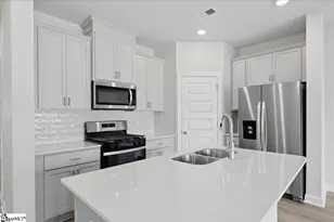 129 Kerwin Ct, Greer, SC 29651 - Photo 8