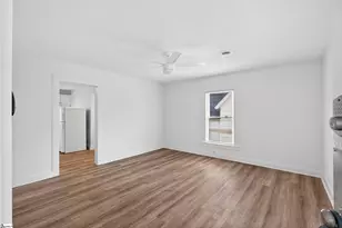 538 Kingston St, Spartanburg, SC 29303 - Photo 6