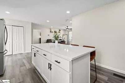 129 Holloway Boulevard, Belton, SC 29627 - Photo 8