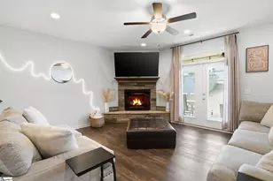 426 Kensrowe Dr, Boiling Springs, SC 29613 - Photo 8