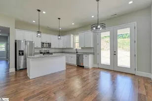 82 Old Schoolhouse Rd, Spartanburg, SC 29307 - Photo 6