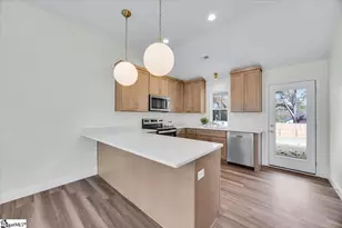 275 Ragan St, Campobello, SC 29322 - Photo 10