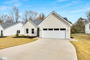 275 Ragan St, Campobello, SC 29322 - Photo 2