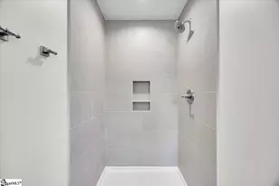 275 Ragan St, Campobello, SC 29322 - Photo 18