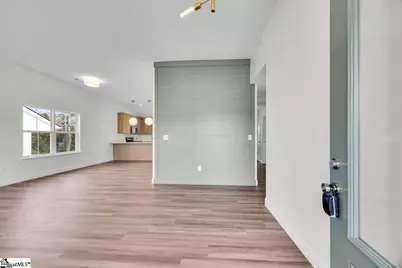 275 Ragan Street, Campobello, SC 29322 - Photo 4