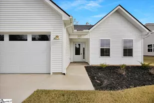 269 Ragan St, Campobello, SC 29322 - Photo 4