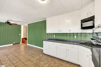 301 Dixon Street, Clinton, SC 29325 - Photo 18