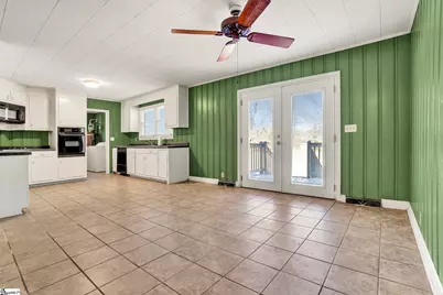 301 Dixon Street, Clinton, SC 29325 - Photo 12