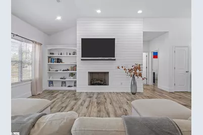 1529 Old Post Road, Gaffney, SC 29341 - Photo 8