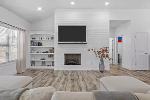 1529 Old Post Rd, Gaffney, SC 29341 - Photo 8