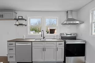 608 Littlejohn St, Gaffney, SC 29341 - Photo 10