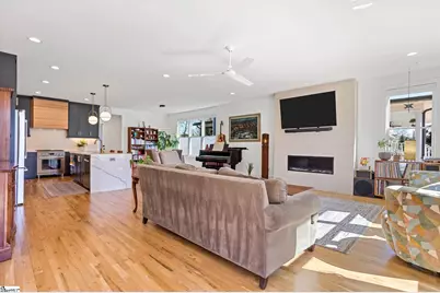 412 Perry Avenue, Greenville, SC 29601 - Photo 6