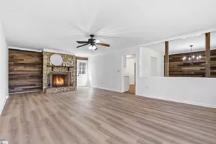 1006 Colleton Ct, Easley, SC 29642 - Photo 2