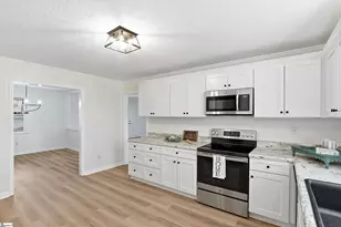 1006 Colleton Ct, Easley, SC 29642 - Photo 6