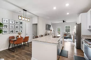 17 Apollo Vw Ln, Greenville, SC 29607 - Photo 12