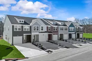 541 W Norvell Ct, Spartanburg, SC 29307 - Photo 2