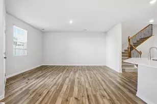 1848 Bluejay Ln, Boiling Springs, SC 29316 - Photo 6