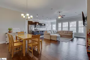 422 Bucklebury Rd, Greer, SC 29651 - Photo 8