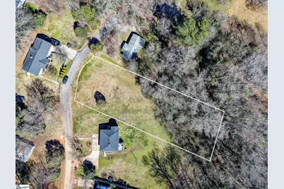211 E Union Drive, Belton, SC 29627 - Photo 2