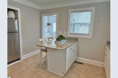 117 Hillcrest Circle, Greenville, SC 29609 - Photo 6