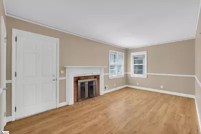 9 Forestdale Drive, Taylors, SC 29687 - Photo 4