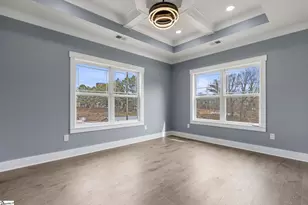 8 E St, Greenville, SC 29611 - Photo 18