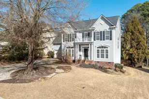 109 Guilford Dr, Easley, SC 29642 - Photo 2