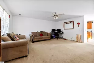 112 Blackbird Ln, Greenville, SC 29611 - Photo 6