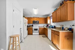 112 Blackbird Ln, Greenville, SC 29611 - Photo 10