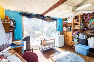 419 Academy St, Laurens, SC 29360 - Photo 12