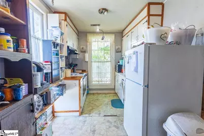 419 Academy Street, Laurens, SC 29360 - Photo 16