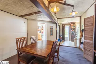 419 Academy St, Laurens, SC 29360 - Photo 6