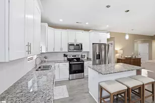 226 Oakbrook Ln, Gaffney, SC 29341 - Photo 4