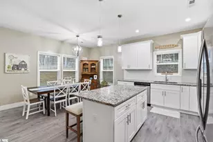 226 Oakbrook Ln, Gaffney, SC 29341 - Photo 8