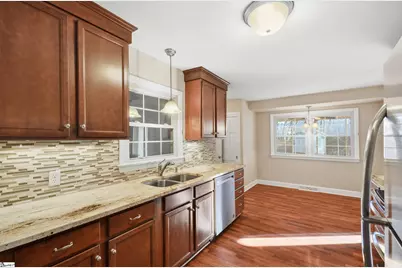 401 Dellrose Circle, Taylors, SC 29687 - Photo 2