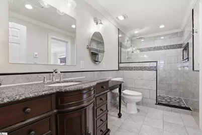 304 E 2nd Avenue, Easley, SC 29640 - Photo 4