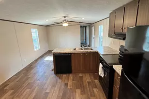 427 Circle Dr, Travelers Rest, SC 29690 - Photo 8