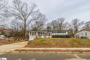 209 Boyd Ave, Simpsonville, SC 29681 - Photo 2
