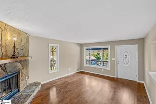 124 Nottingham Ln, Easley, SC 29640 - Photo 2