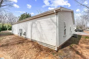 117 Hillcrest Ave, Simpsonville, SC 29681 - Photo 32