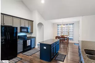 615 Forden Dr, Wellford, SC 29385 - Photo 12